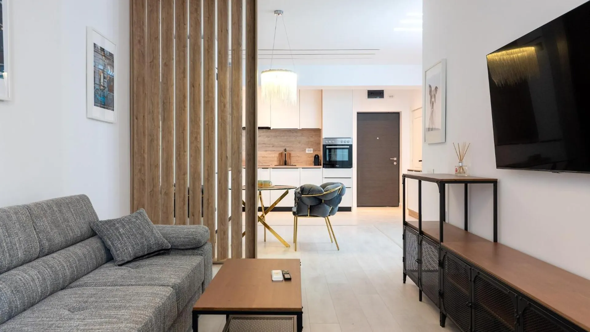 Viapipera Apartments - Modern Stay On Pipera Blvd Bucharest 0*,  Romania