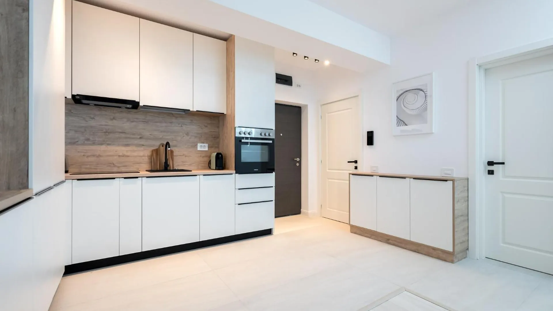 Viapipera Apartments - Modern Stay On Pipera Blvd Bucharest